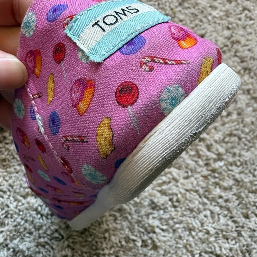 TOMS X CANDY LAND Pink Slip On Shoes Flats Alpargata Women's Size 8.5